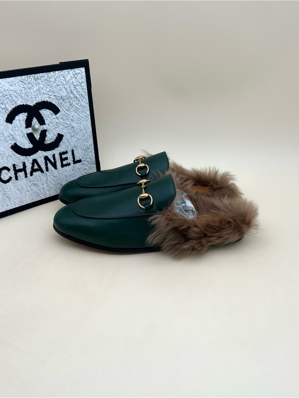 Gucci Green Leather Fur-Trim Mule with Gold Horsebit